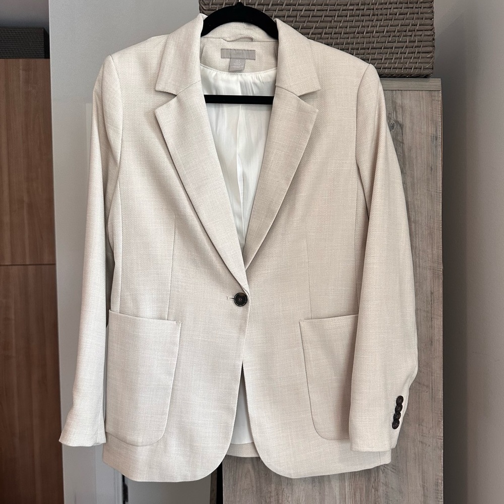 H&M Straight Cut Blazer - Picture 6 of 6